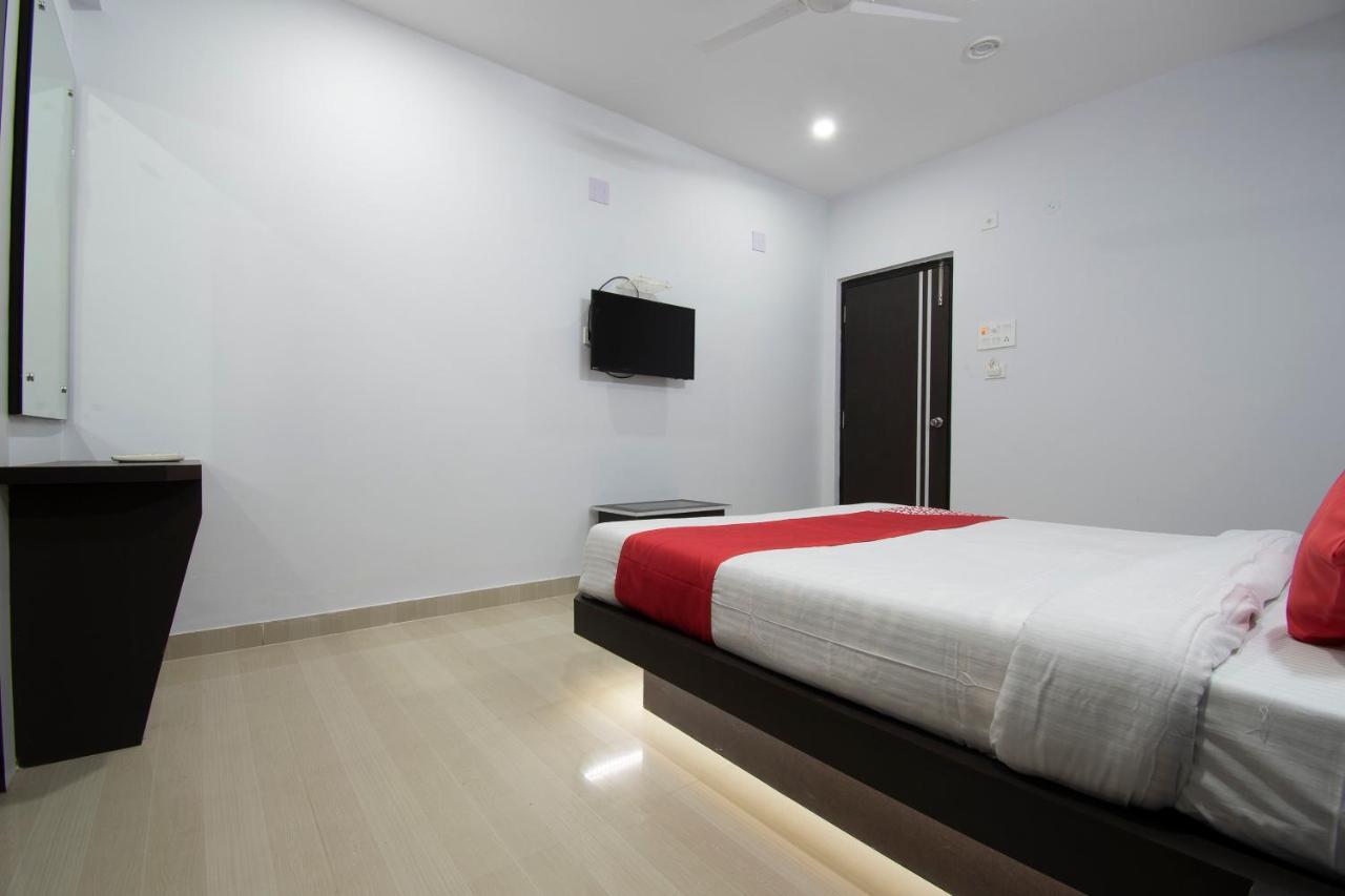 Oyo 26974 Hotel S G International Patna  Exterior photo